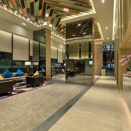 Swiss-Belinn Simatupang Джакарта Екстер'єр фото