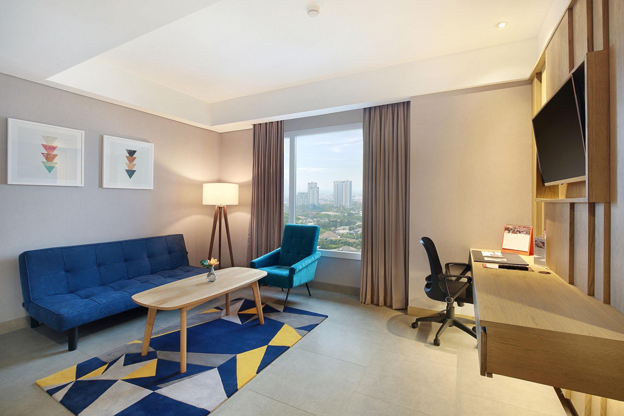 Swiss-Belinn Simatupang Джакарта Екстер'єр фото