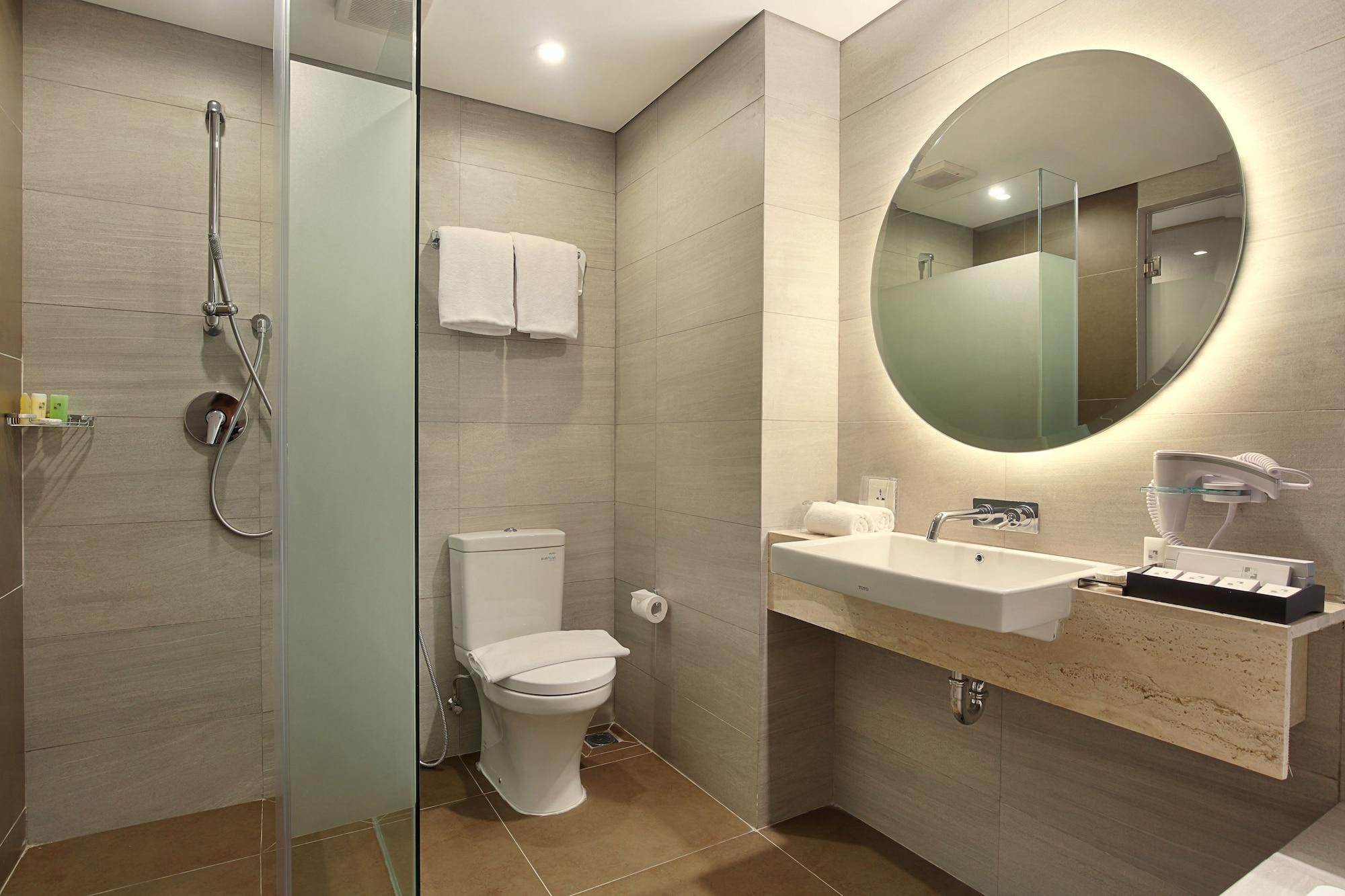 Swiss-Belinn Simatupang Джакарта Екстер'єр фото