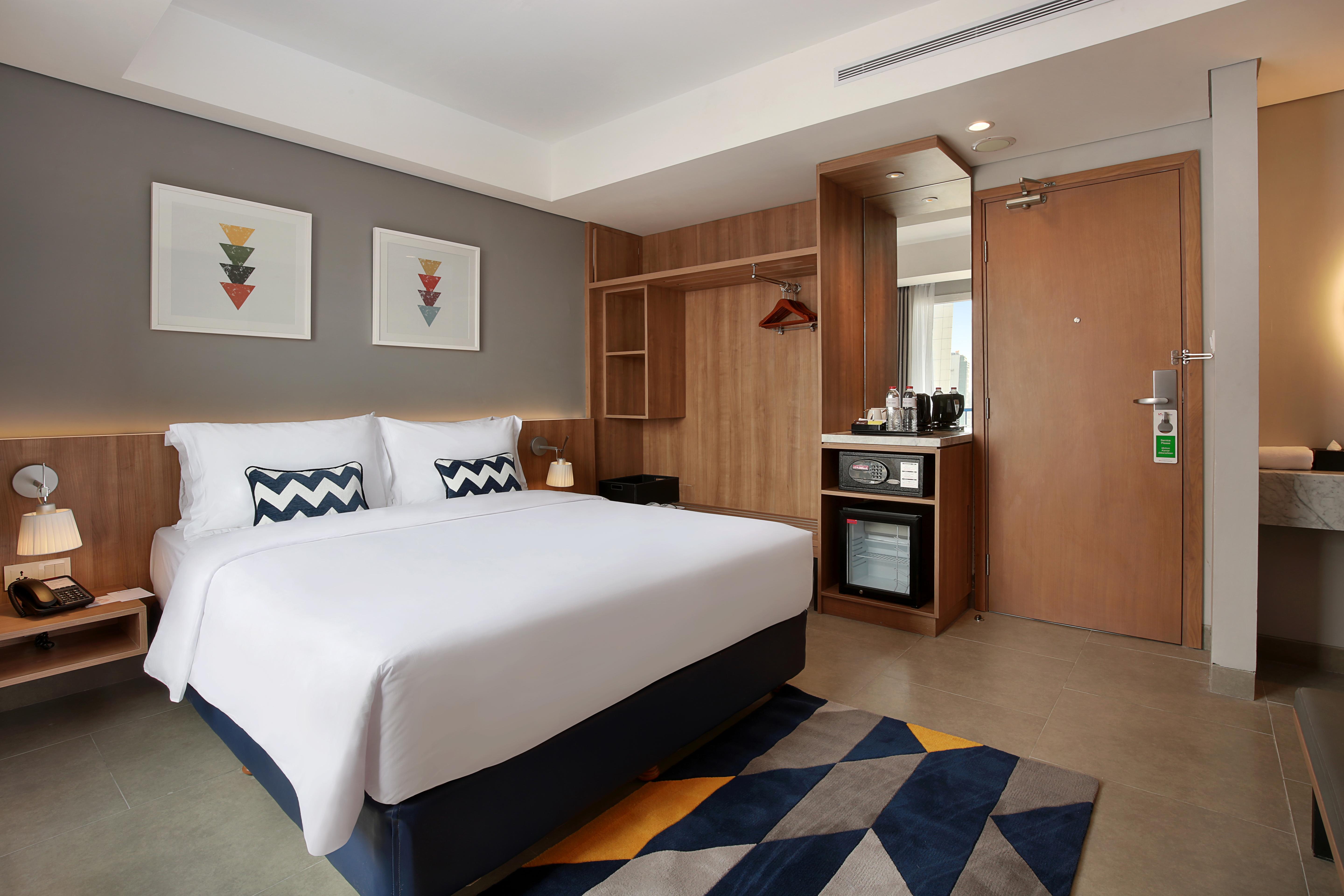 Swiss-Belinn Simatupang Джакарта Екстер'єр фото
